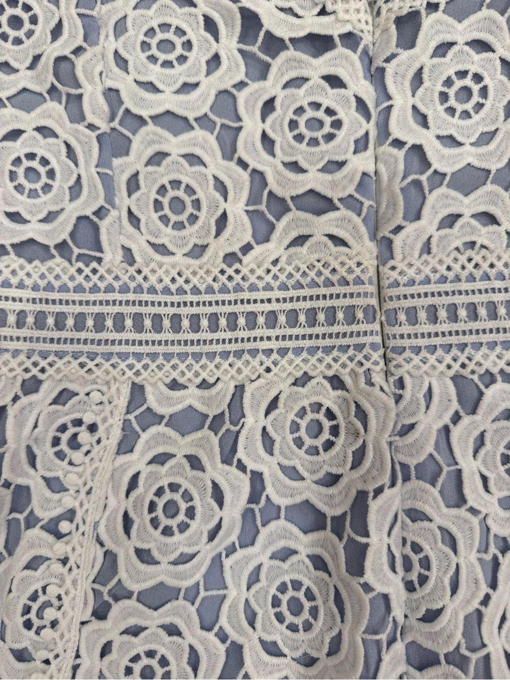 Endless Rose White Floral Guipure Lace Romper Size S - Picture 3 of 5